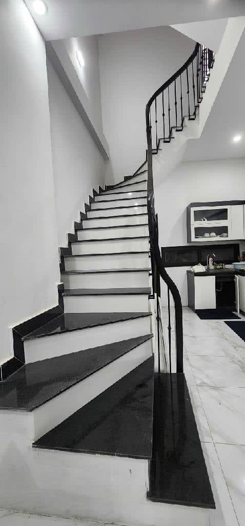 Bán nhà khu vực Hà Đông, sổ đỏ trao tay